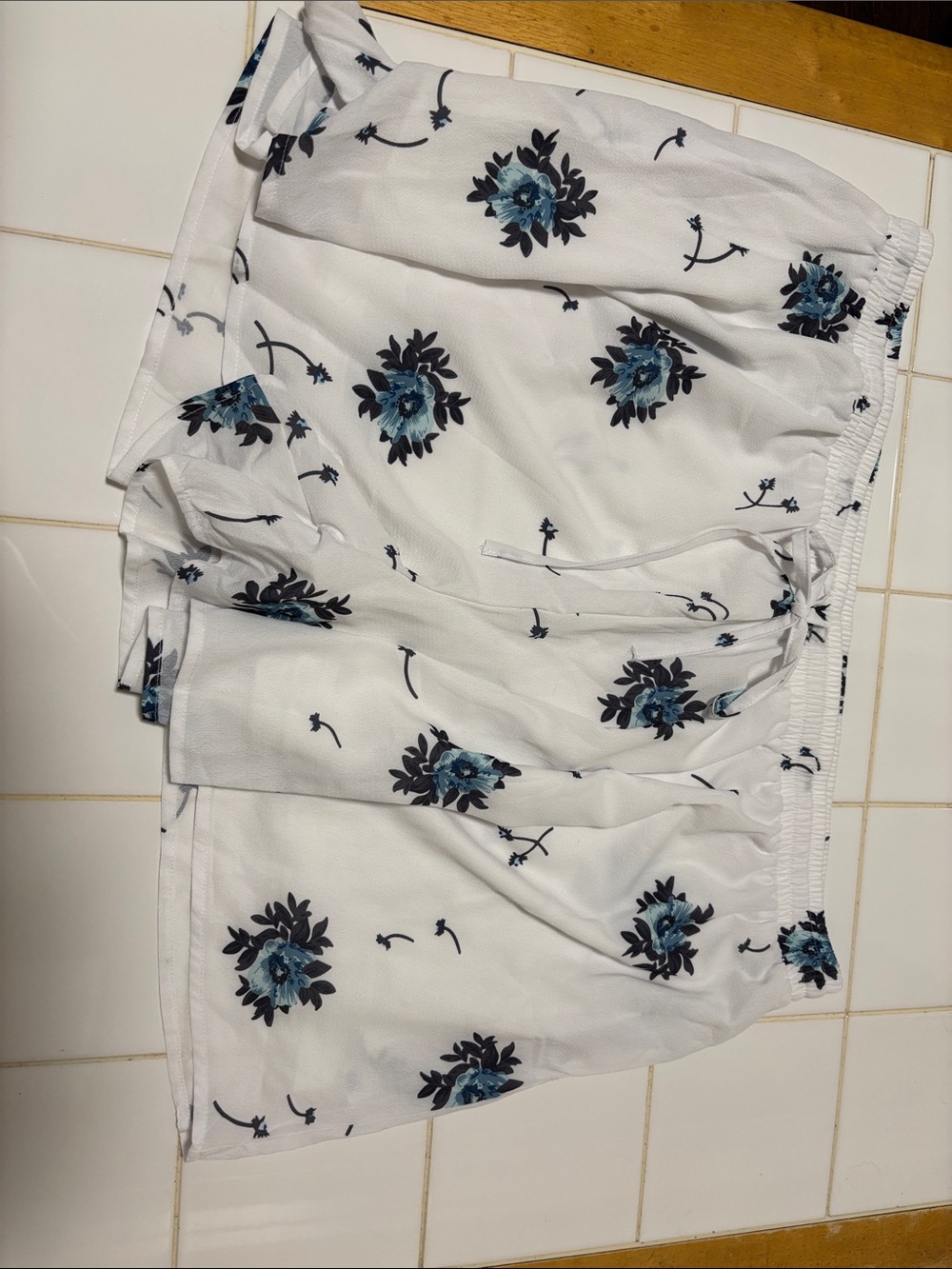 SHEIN White High Waist Floral Shorts with Blue and Black Flowers
